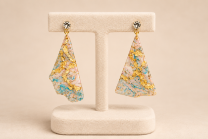 Aurelia Earrings Χειροποίητα Σκουλαρίκια με Ασύμμετρη Γεωμετρία και Ρητίνη